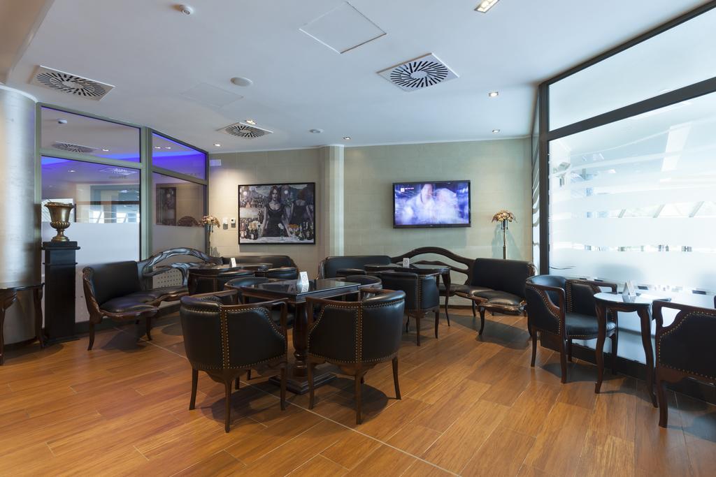 Hotel Premier Aqua - Adults Only Vrdnik Εξωτερικό φωτογραφία The lounge at the airport
