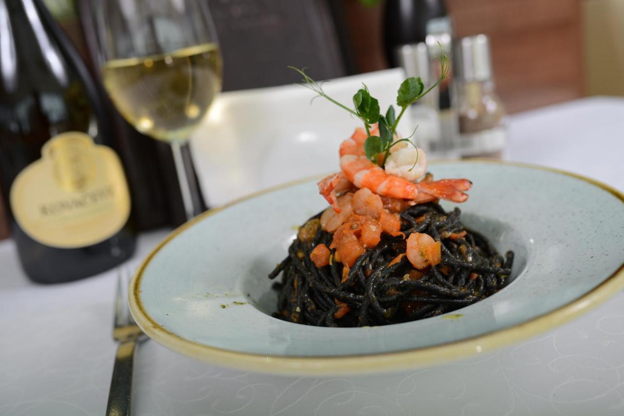 Hotel Premier Aqua - Adults Only Vrdnik Εξωτερικό φωτογραφία Prune spaghetti