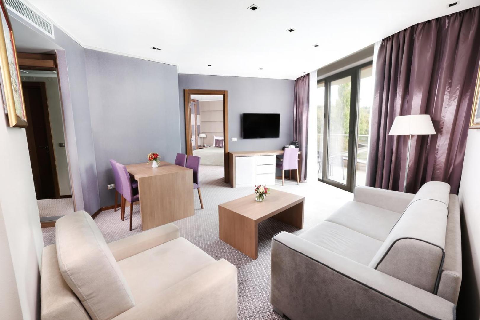 Hotel Premier Aqua - Adults Only Vrdnik Εξωτερικό φωτογραφία Suite