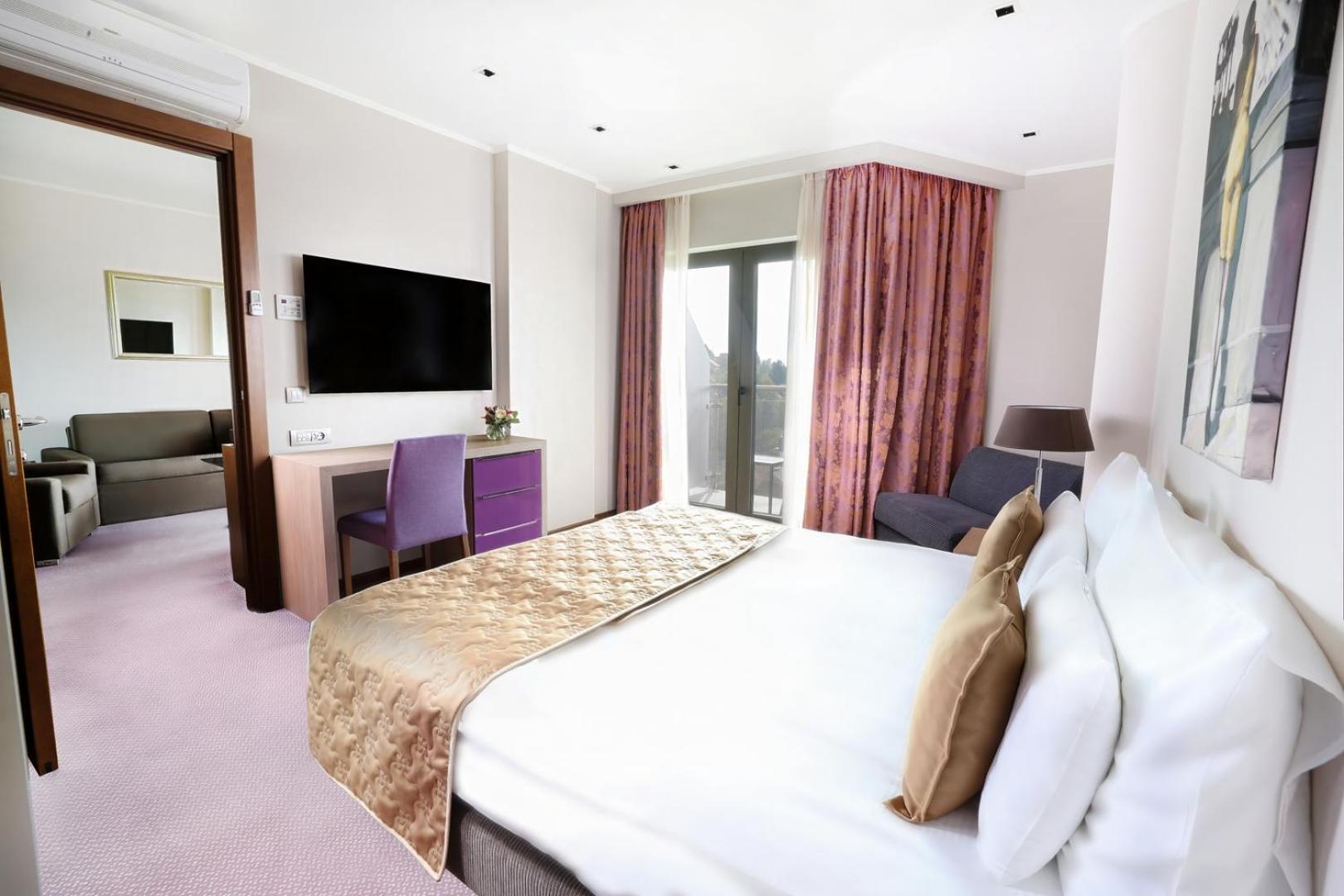 Hotel Premier Aqua - Adults Only Vrdnik Εξωτερικό φωτογραφία Suite