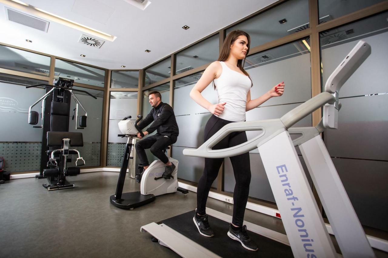 Hotel Premier Aqua - Adults Only Vrdnik Εξωτερικό φωτογραφία A treadmill